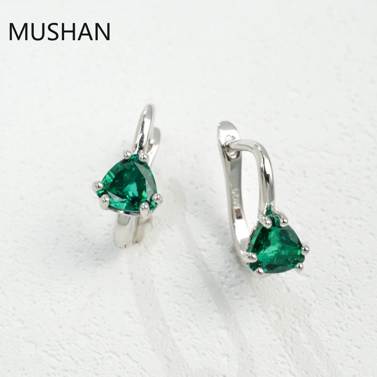 MUSHAN Luxury Jewelry S 925 Sterling Silver Stud Earrings Women GRC Certificated Lab Grown Emerald Earrings Stud Ear Pin Jewelry
