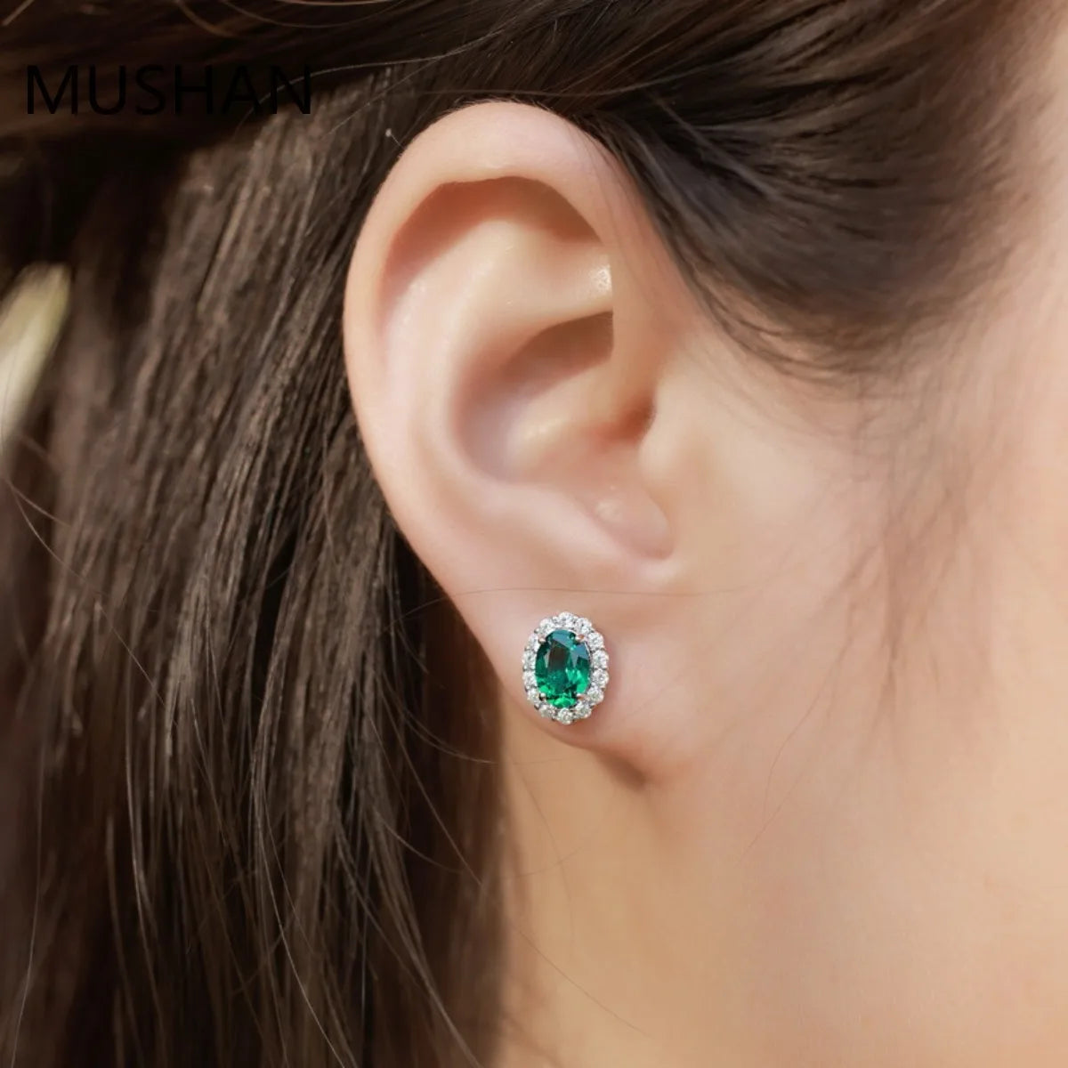 MUSHAN Luxury Jewelry S 925 Sterling Silver Stud Earrings Women GRC Certificated Lab Grown Emerald Earrings Stud Ear Pin Jewelry