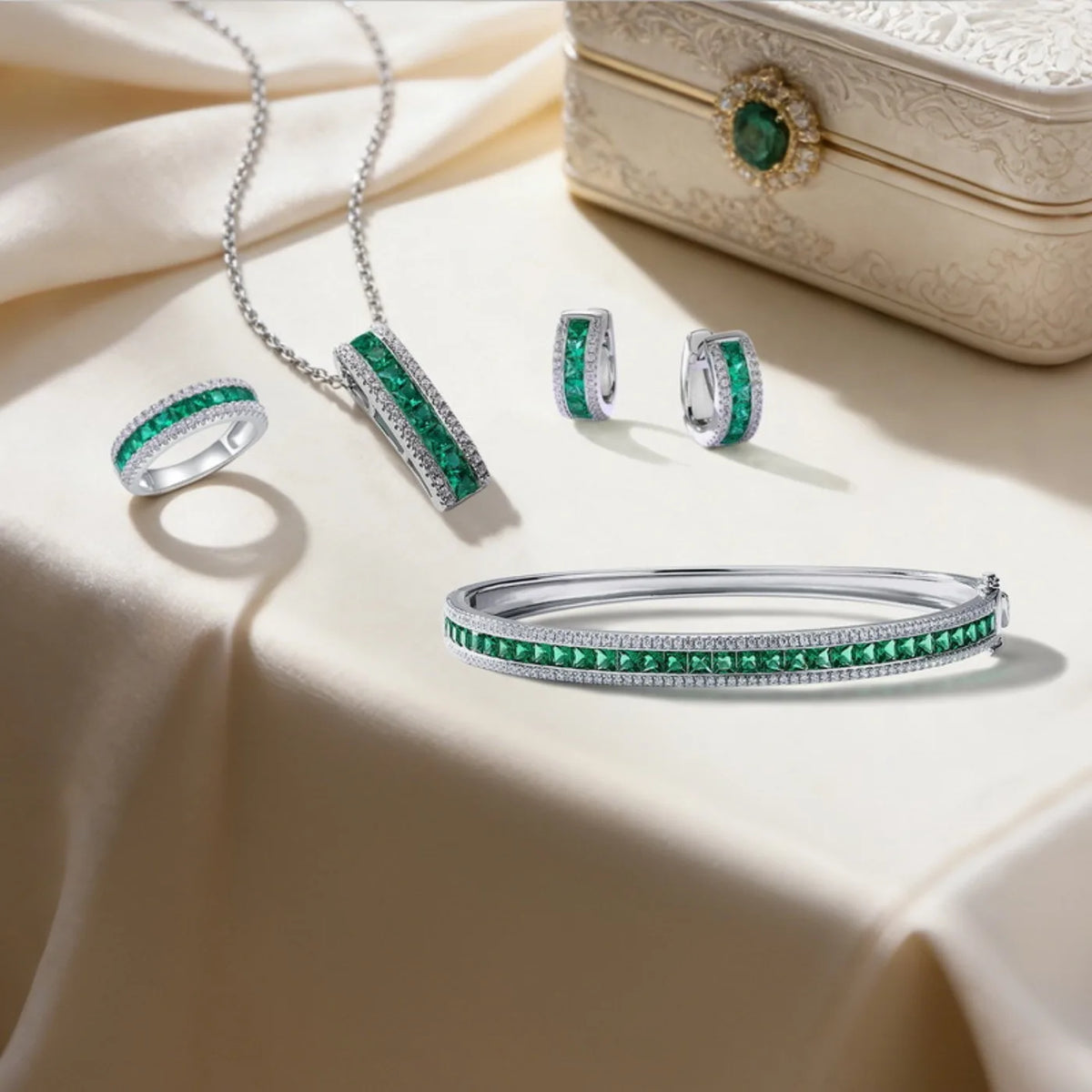 MUSHAN Luxury Jewelry 925 Sterling Silver Chain Pendant Necklace Lab Grown Emerald Ruby Gemstones Necklaces Pendants GRC Jewelry