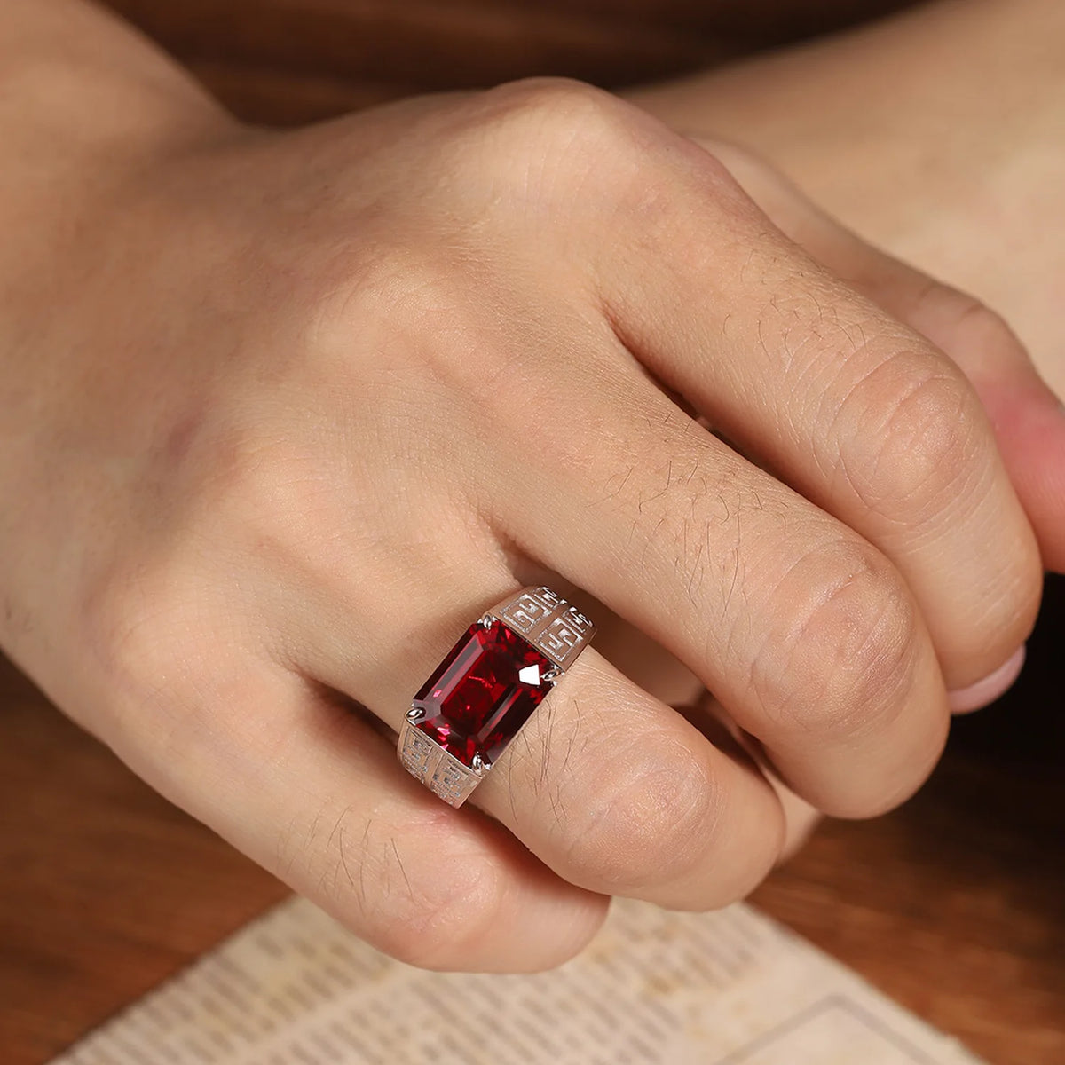 MUSHAN Custom Jewelry 925 Sterling Silver Ring Lab Red Green Emerald Heart Bridal Statement for Women 18K Gold Plated Rings