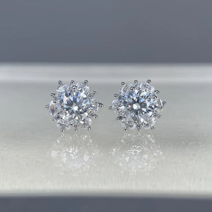 MuShan Designer Jewelry 925 Sterling Silver Stud Earring Heart Moissanite Christmas Halo for Fiancee Rhodium Plated MST Patent