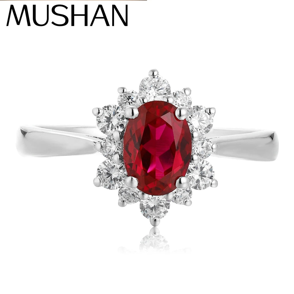 MUSHAN Bague personnalisée en argent sterling 925, bague classique ovale avec émeraude rouge de laboratoire pour femme, plaqué or 18 carats, bague d'anniversaire