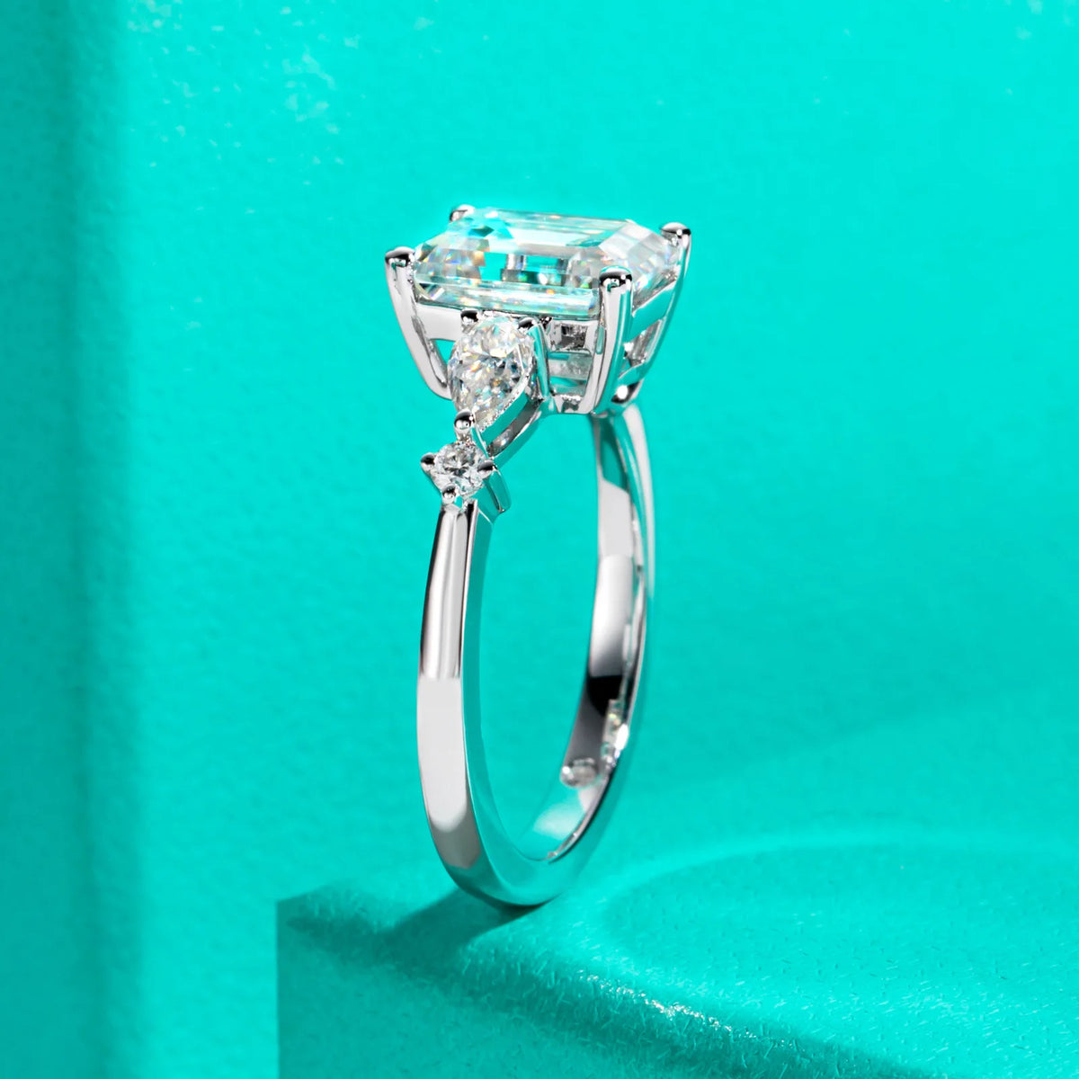 Anillo de plata de ley 925 marca MuShan con moissanita redonda, anillo de oficina para novia, chapado en oro auténtico de 18 quilates, joyería con patente MST