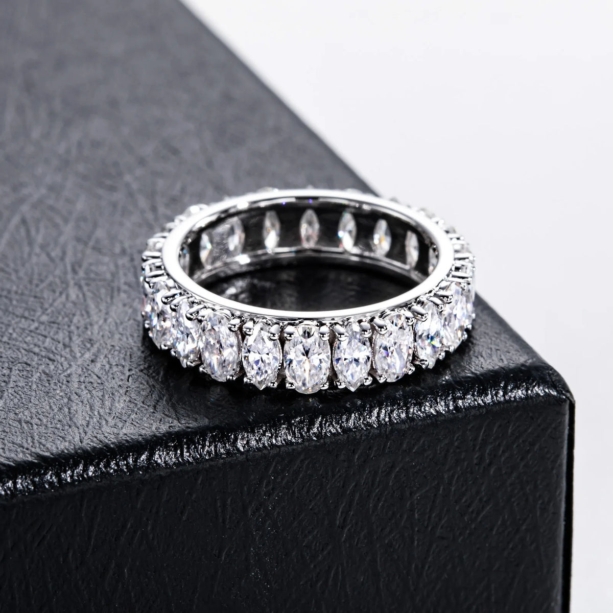 MUSHAN Luxury Jewelry 925 Sterling Silver Ring Band Women GRA Certificated Moissanite Diamond Emerald D Color Rings Fine Jewelry
