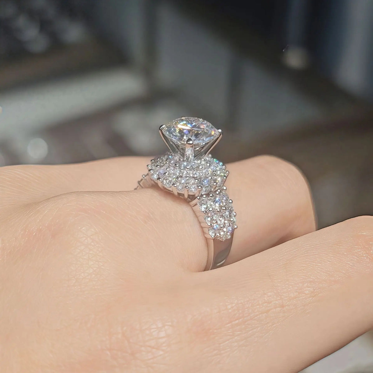 MuShan Designer Jewelry 925 Sterling Silver Ring Brilliant Moissanite Present Ring Ladies 18K Gold Plated MST Patent Fine Rings