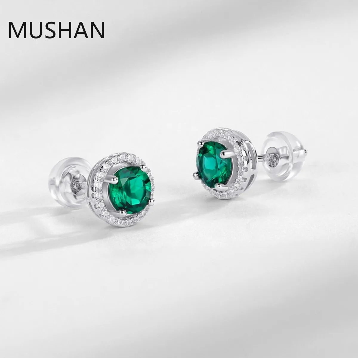 Boucles d'oreilles à clou MUSHAN Luxury Jewelry en argent sterling 925 pour femme, avec émeraude de synthèse certifiée GRC