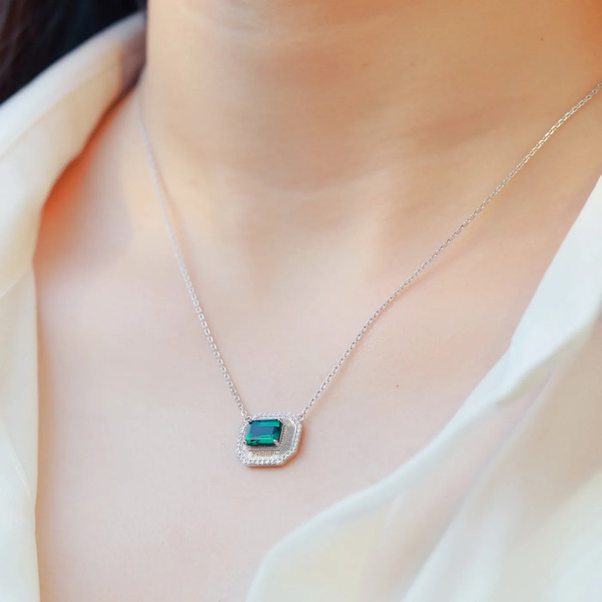 MUSHAN Luxury Jewelry 925 Sterling Silver Chain Pendant Necklace Lab Grown Emerald Ruby Gemstones Necklaces Pendants GRC Jewelry
