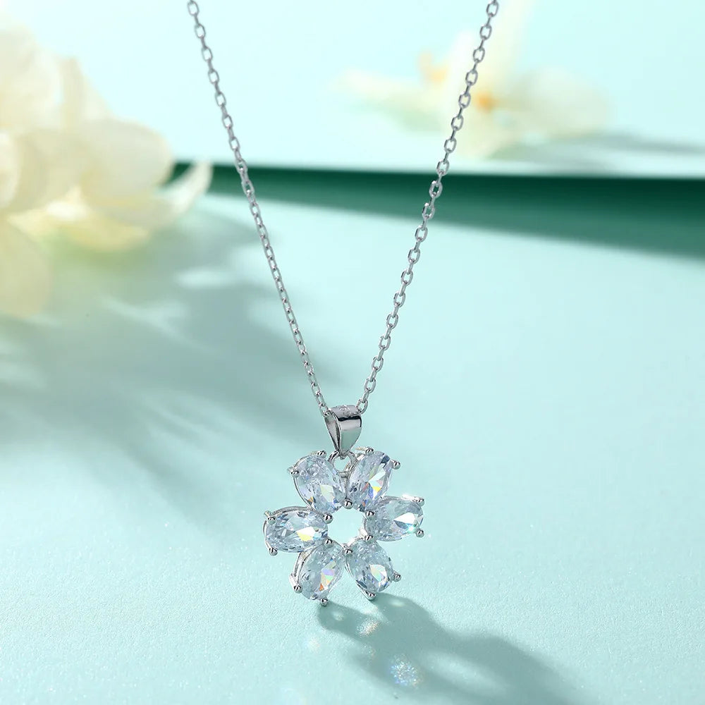 Collar de plata de ley 925 de MuShan Luxury Jewelry con circonita 5A, cruz de promesa para niñas, colgante de joyería premium bañado en rodio