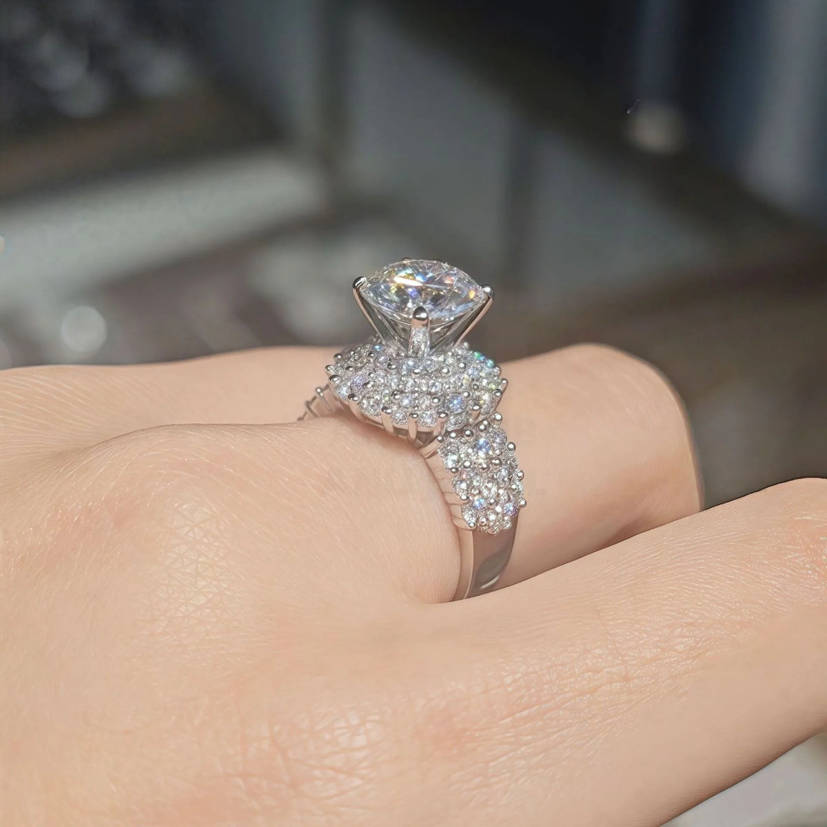 MUSHAN Luxury Jewelry 925 Sterling Silver Ring Band Women GRA Certificated Moissanite Diamond Emerald D Color Rings Fine Jewelry