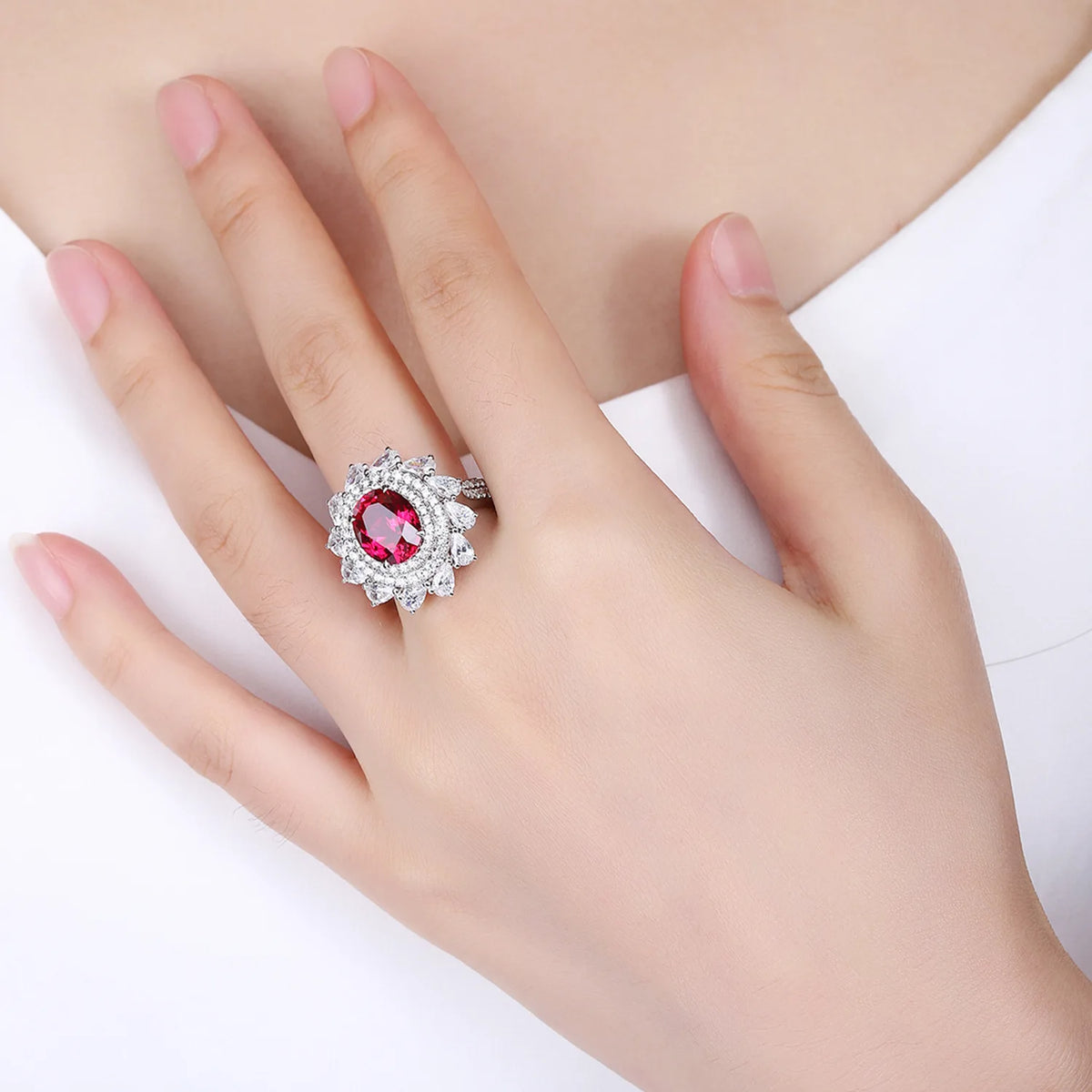 MUSHAN Custom Jewelry 925 Sterling Silver Ring Lab Red Emerald Radiant Modern Ring for Women 18K Gold Plated Anniversary Rings