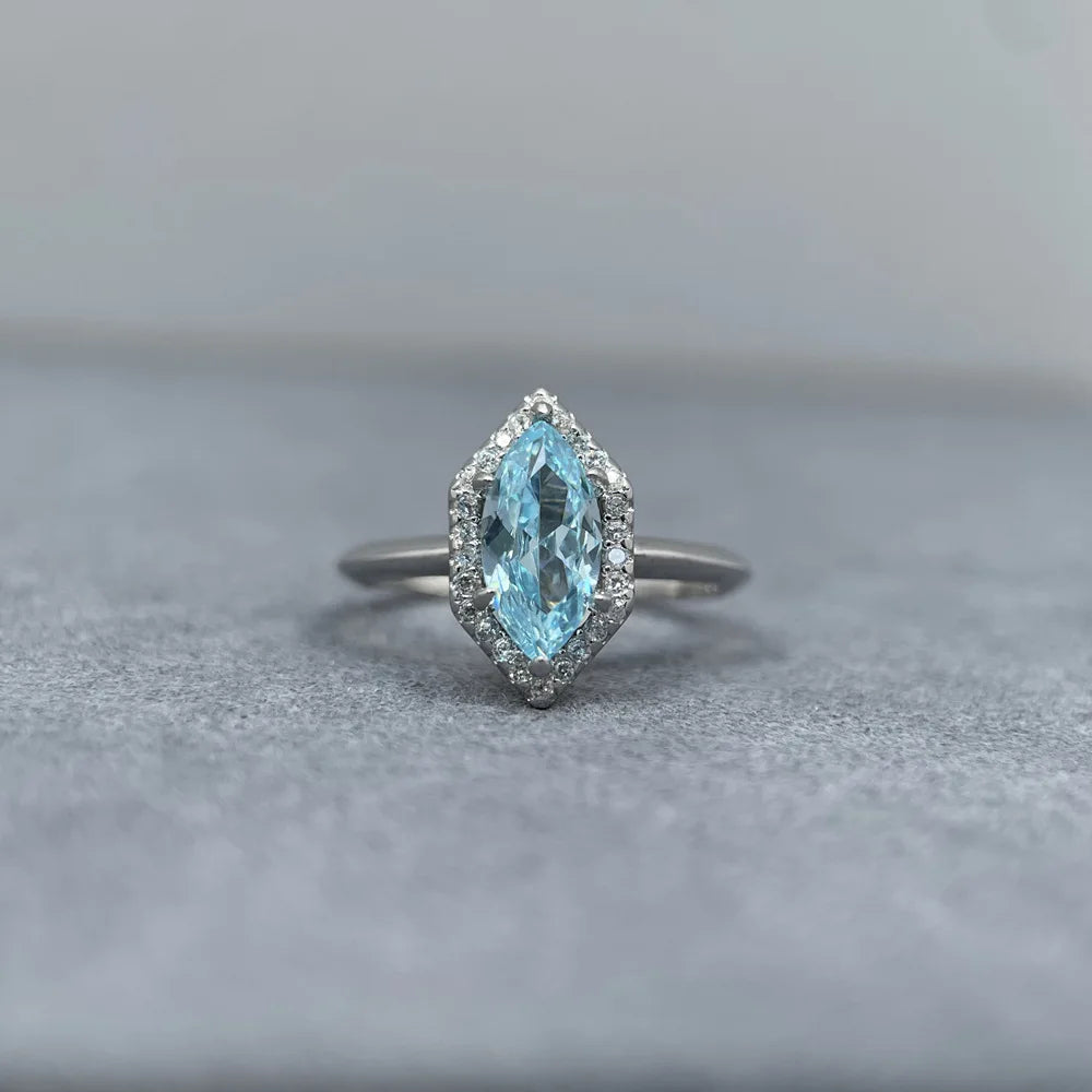 Bague en argent sterling 925 de la marque MuShan, sertie de pierres précieuses roses, bleues et vertes, plaquée rhodium, idéale pour les anniversaires, les mariages et les occasions spéciales.