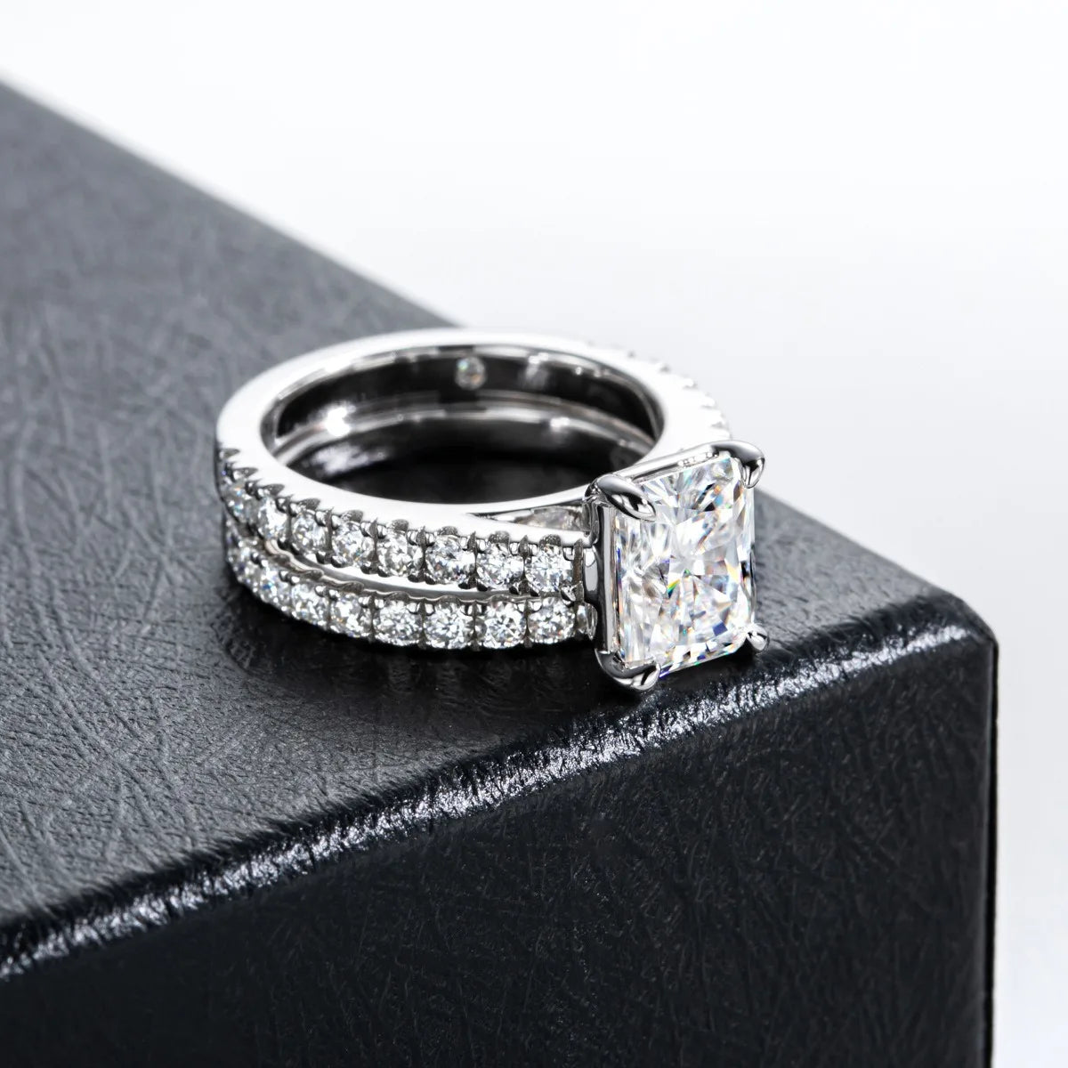 MUSHAN Luxury Jewelry 925 Sterling Silver Ring Band Women GRA Certificated Moissanite Diamond Emerald D Color Rings Fine Jewelry
