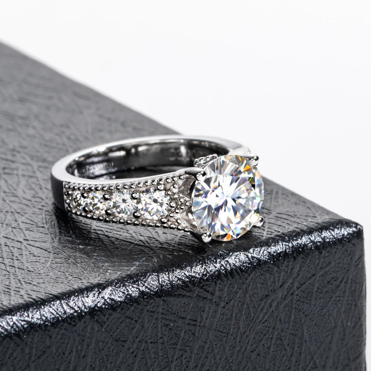 Anillo de plata de ley 925 de la marca MuShan, anillo de moissanita para enamorados, chapado en oro auténtico de 18K, anillos finos con patente MST
