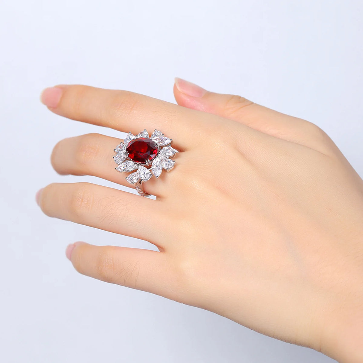 Anillo de compromiso MUSHAN de plata de ley 925 con zafiro rojo creado, corte cojín, chapado en oro de 18 quilates, diseño clásico para mujer