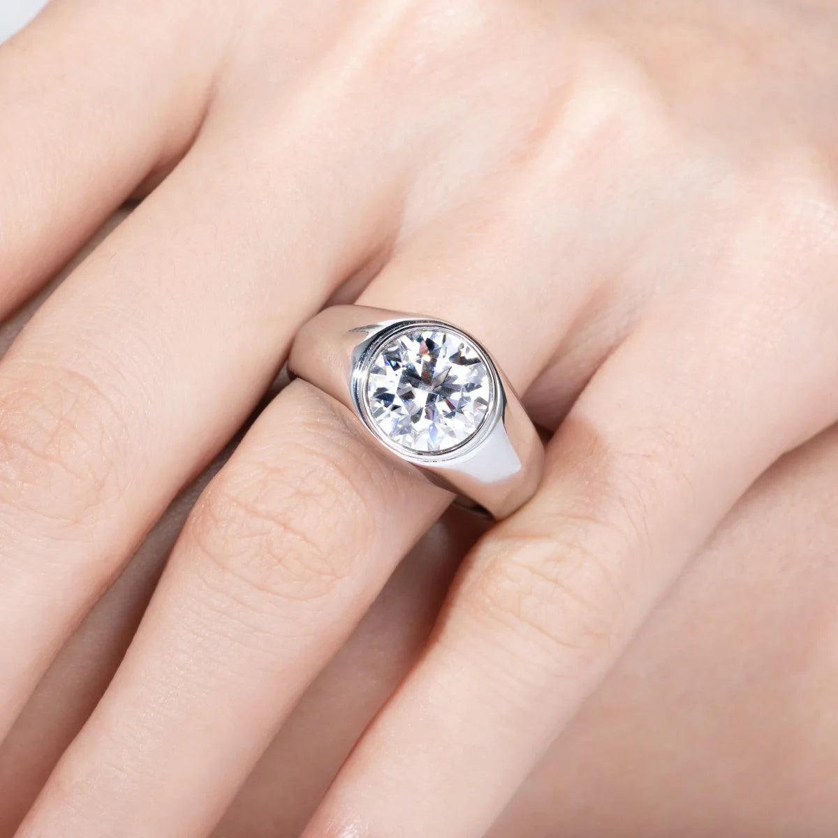 Bague MuShan Brand Jewelry en argent sterling 925, anneau minimaliste avec moissanite ronde pour elle, plaqué or véritable 18 carats, bague brevetée MST
