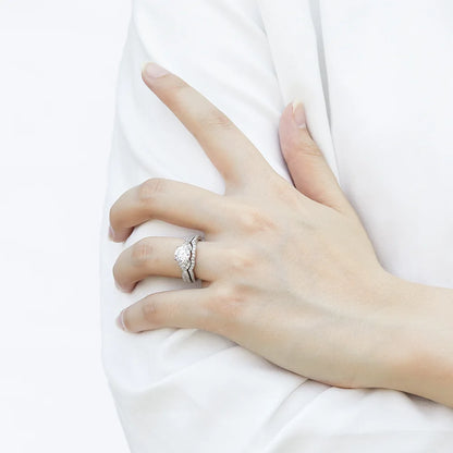 Anillo de plata de ley 925 marca MuShan con circonita de grado 5A, corte cojín, ideal para bodas y fiestas, joyería fina para mujer chapada en oro de 18K