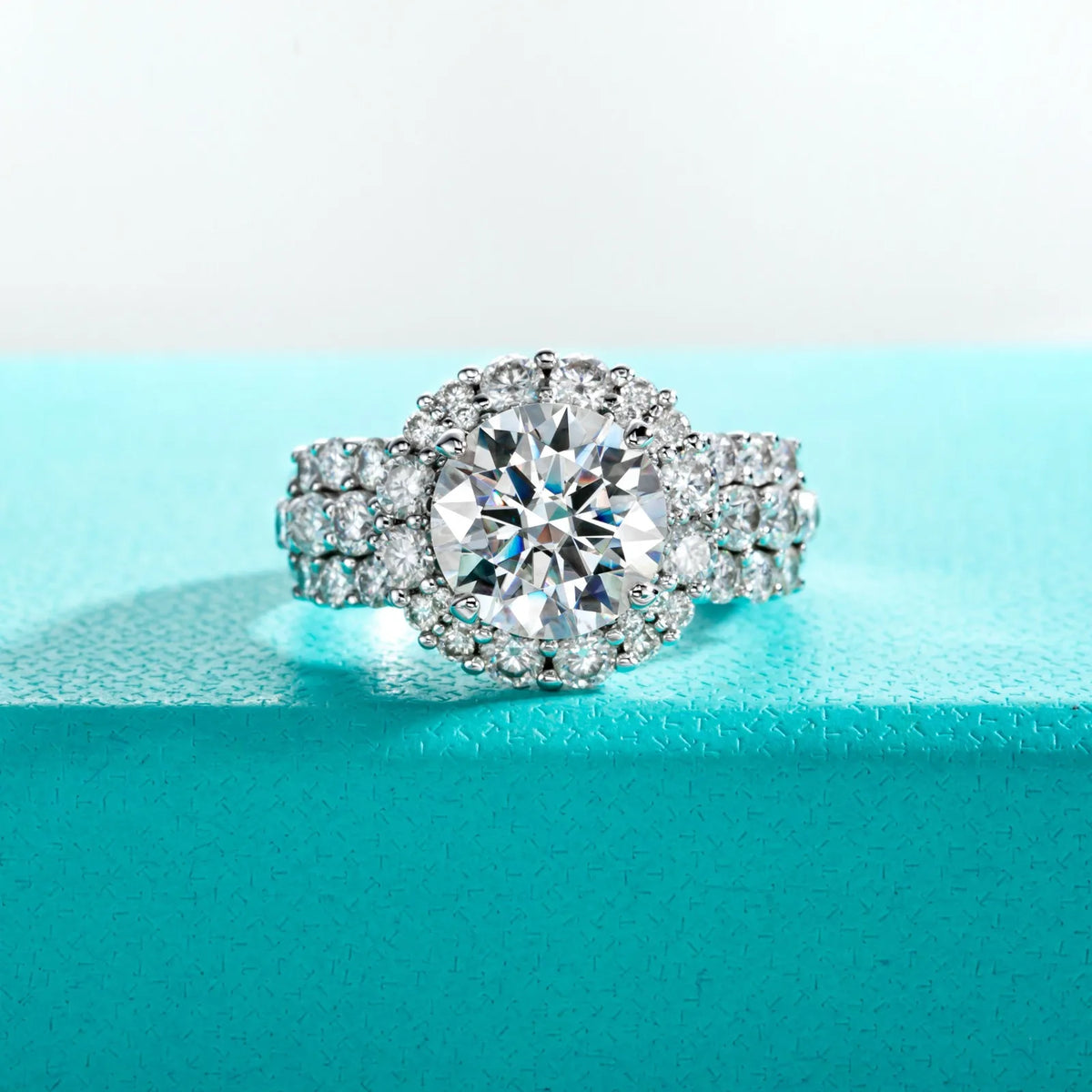 MUSHAN Luxury Jewelry 925 Sterling Silver Ring Band Women GRA Certificated Moissanite Diamond Emerald D Color Rings Fine Jewelry