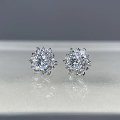 MuShan Designer Jewelry 925 Sterling Silver Stud Earring Heart Moissanite Christmas Halo for Fiancee Rhodium Plated MST Patent