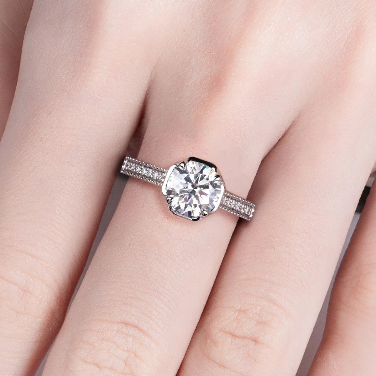 Bague MuShan Luxury Jewelry en argent sterling 925 avec moissanite brillante, bague délicate pour elle, plaqué or 18 carats, bijoux brevetés MST