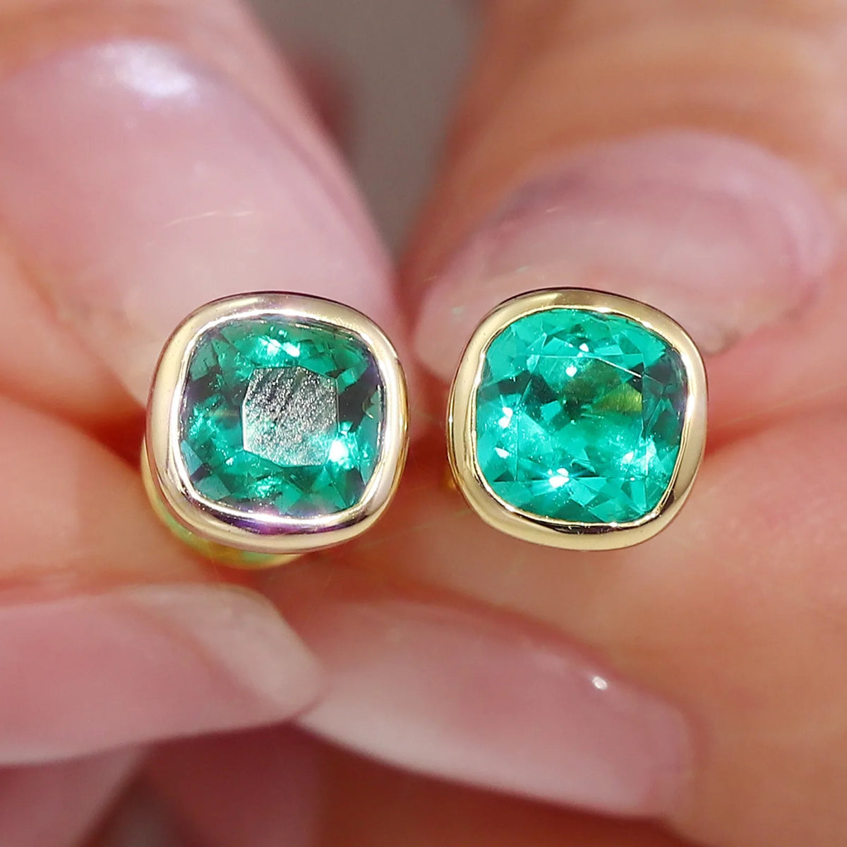 MUSHAN Custom Jewelry 10k 14k 18k Gold 925 Silver Stud Earrings Women 2ct Lab Grown Emerald Earrings Ear Pin Luxury Jewelry